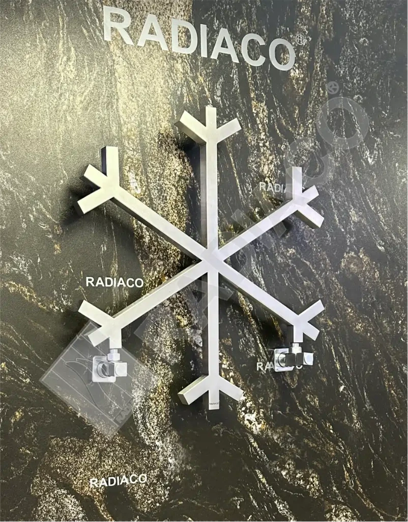 [RAD/00033] حوله خشک کن رادیاکو مدل 70*64 -snow flake84 کروم مات ax50