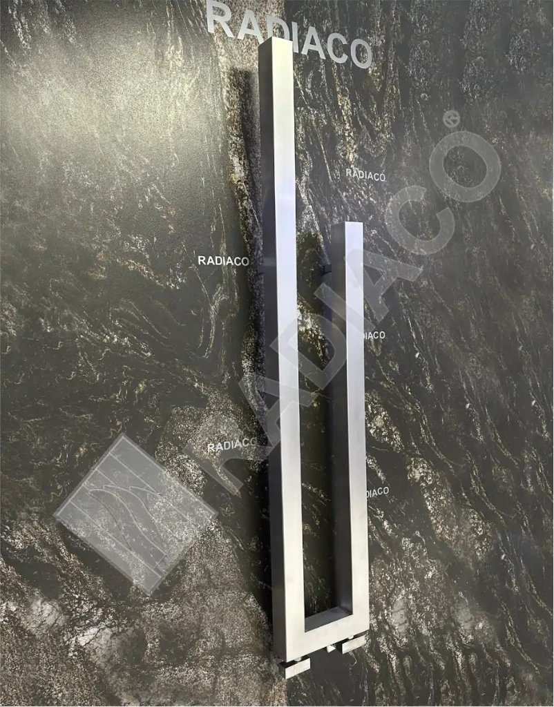 [RAD/00009] حوله خشک کن رادیاکو مدل cubleo189- 110*28 کروم مات (برقی)